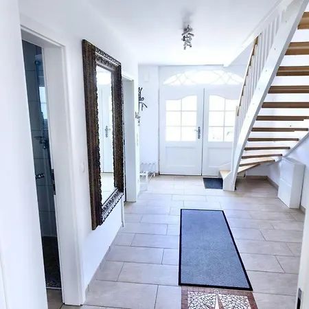 Апартаменты The Frisian House